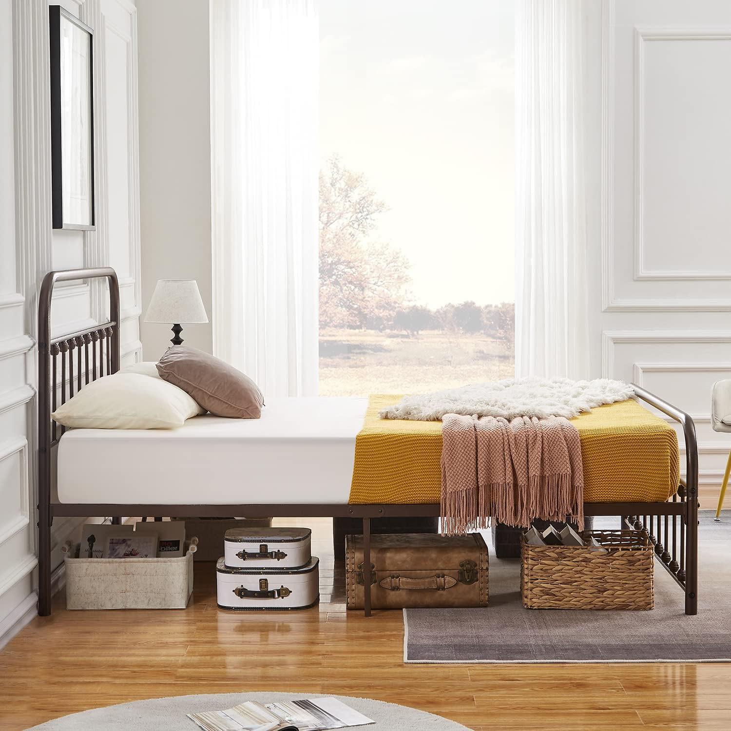 VECELO Metal Platform Bed Frame Mattress Foundation Modern&Simple Style - VECELO