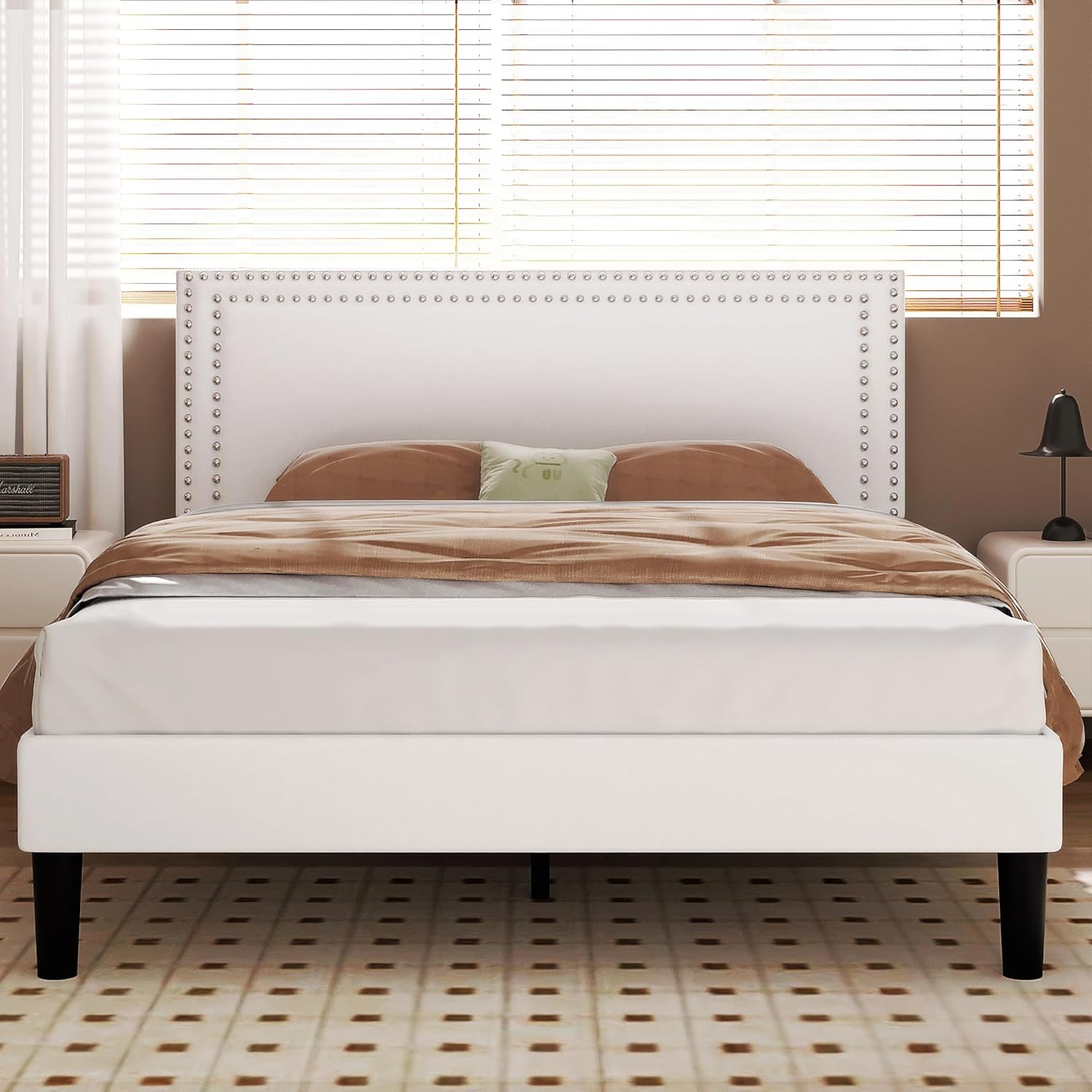 VECELO Modern Platform Bed Frame/Mattress Foundation - VECELO