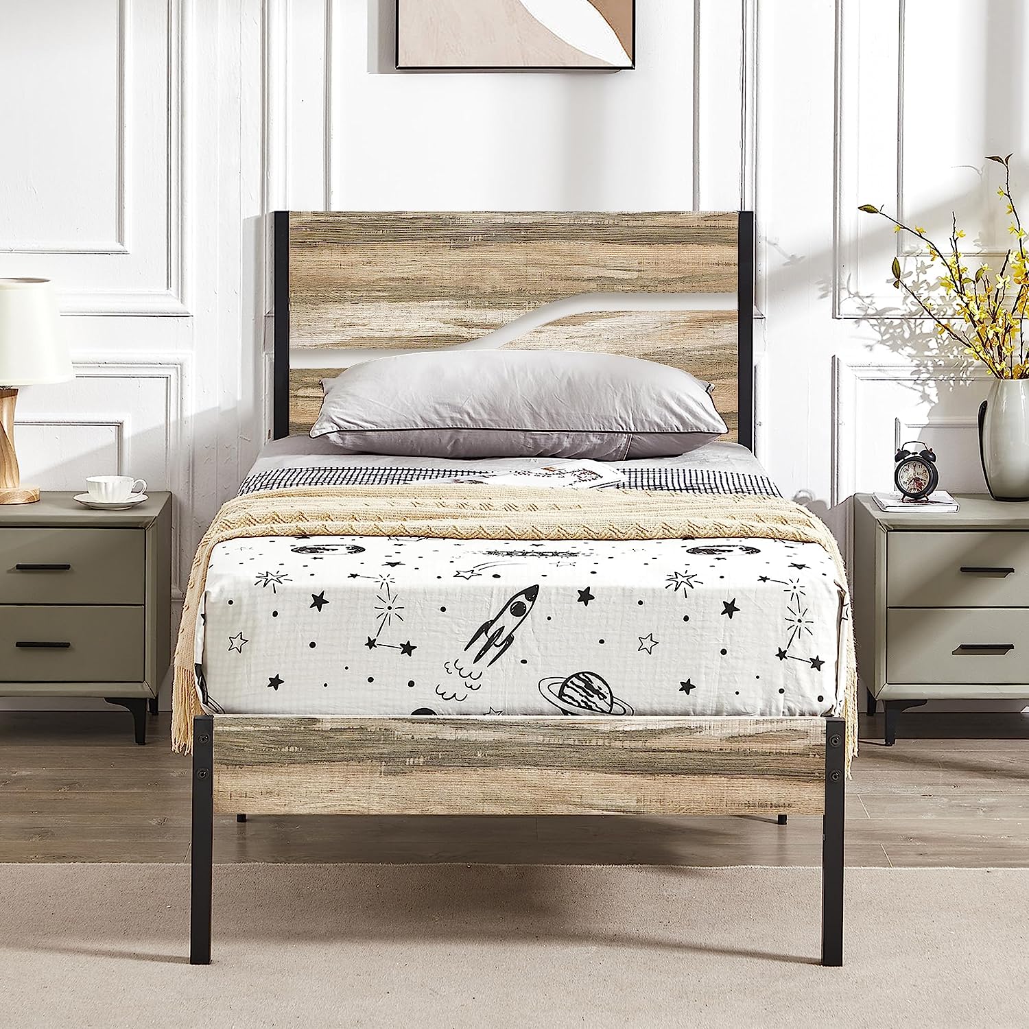 VECELO Platform Bed Frame/Mattress Foundation with Rustic Vintage Wood Headboard - VECELO