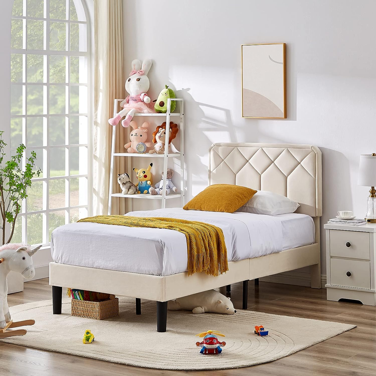 VECELO Premium Leather Upholstered Platform Bed Frame - VECELO