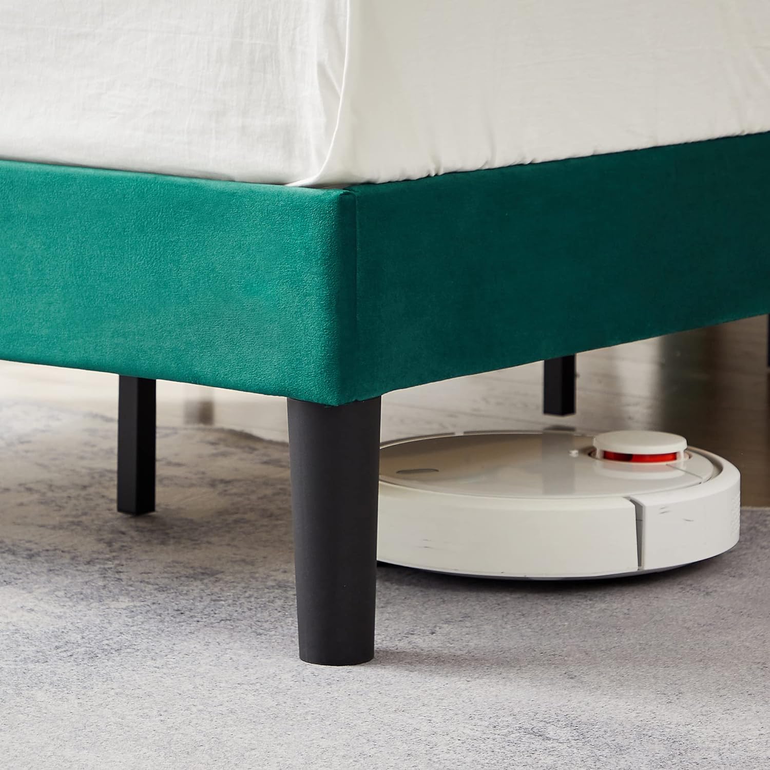 VECELO Premium Leather Upholstered Platform Bed Frame - VECELO