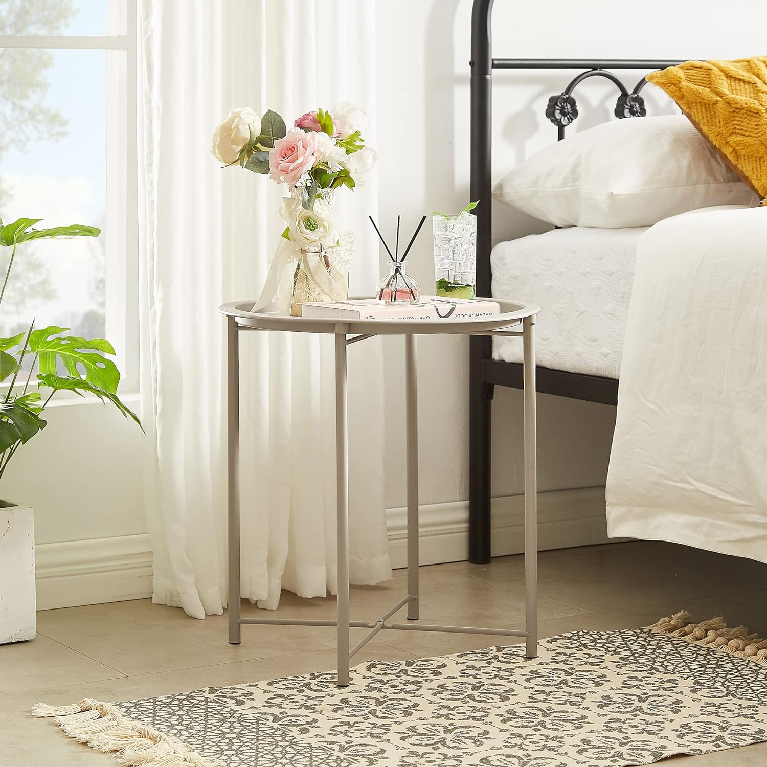 VECELO Metal Round End/Side Table with Removable Tray Small Folding Anti-Rust Nightstand - VECELO