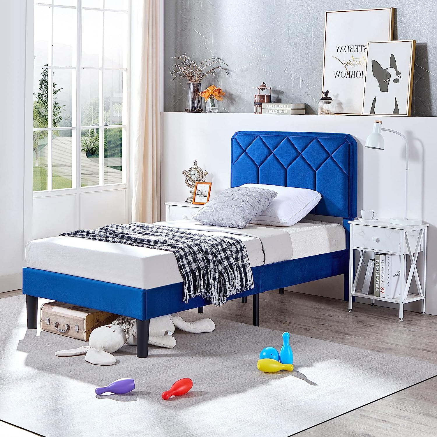 VECELO Premium Leather Upholstered Platform Bed Frame - VECELO