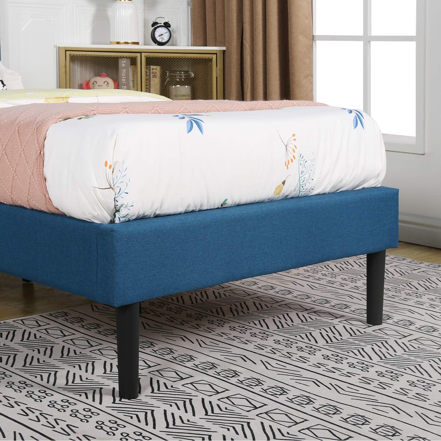 VECELO Premium Upholstered Platform Bed Diamond Stitched Panel Headboard - VECELO