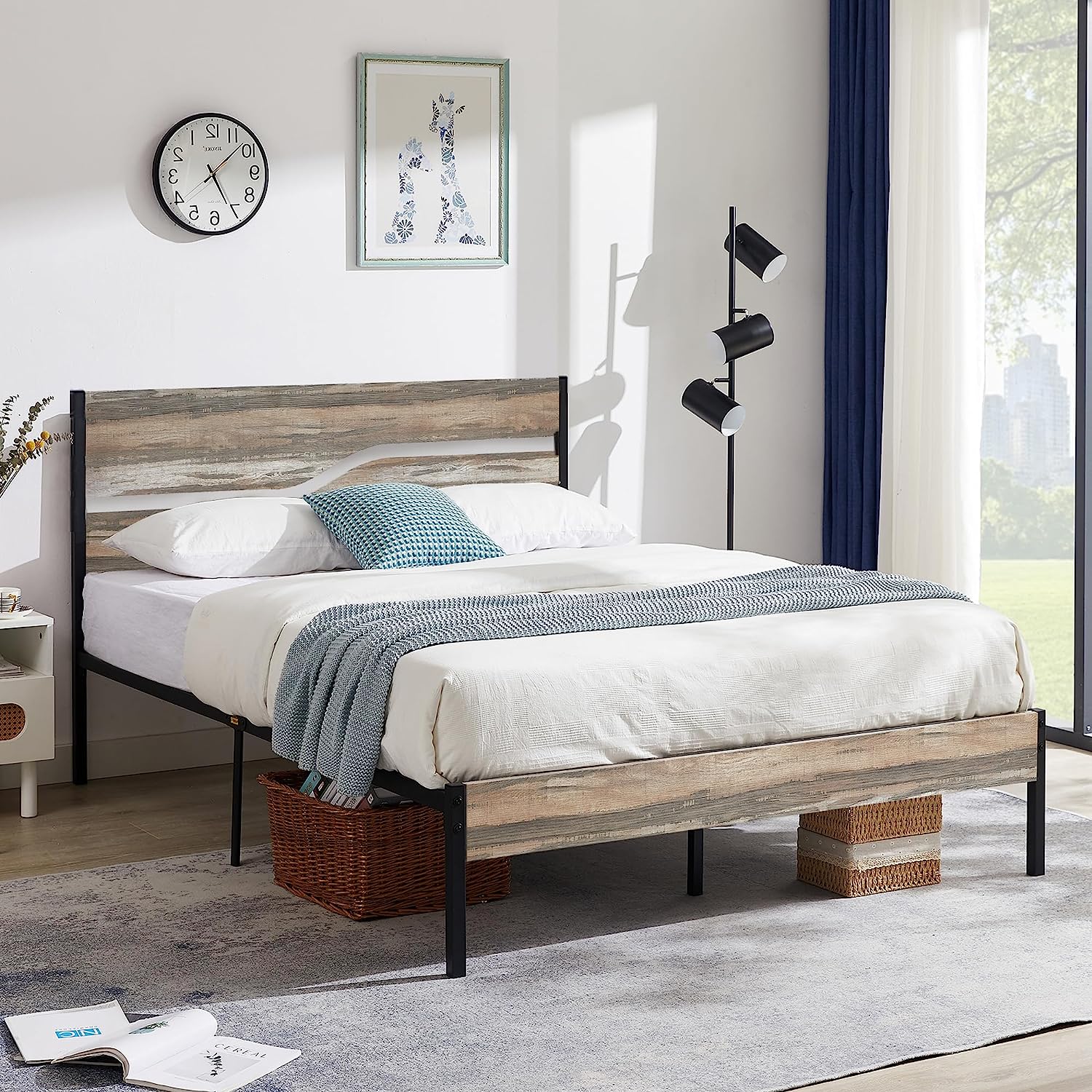 VECELO Platform Bed Frame/Mattress Foundation with Rustic Vintage Wood Headboard - VECELO