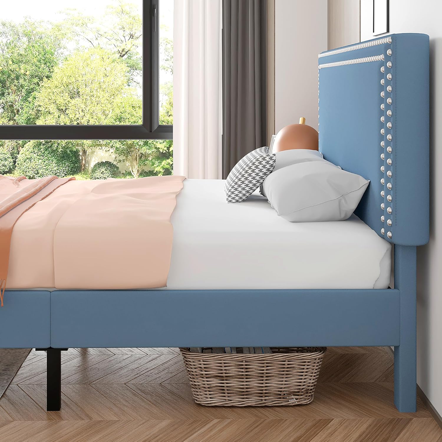 VECELO Modern Platform Bed Frame/Mattress Foundation - VECELO