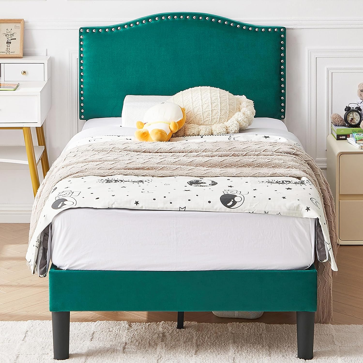 VECELO Bed Frame Platform with Upholstered Headboard & Wooden Slats Support - VECELO