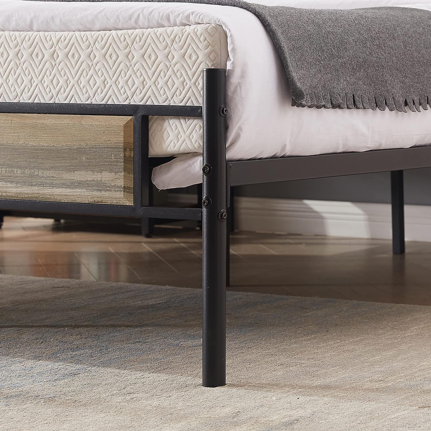 VECELO Platform Bed Frame with Wood Headboard No Box Spring Needed Heavy Duty Steel Slat - VECELO
