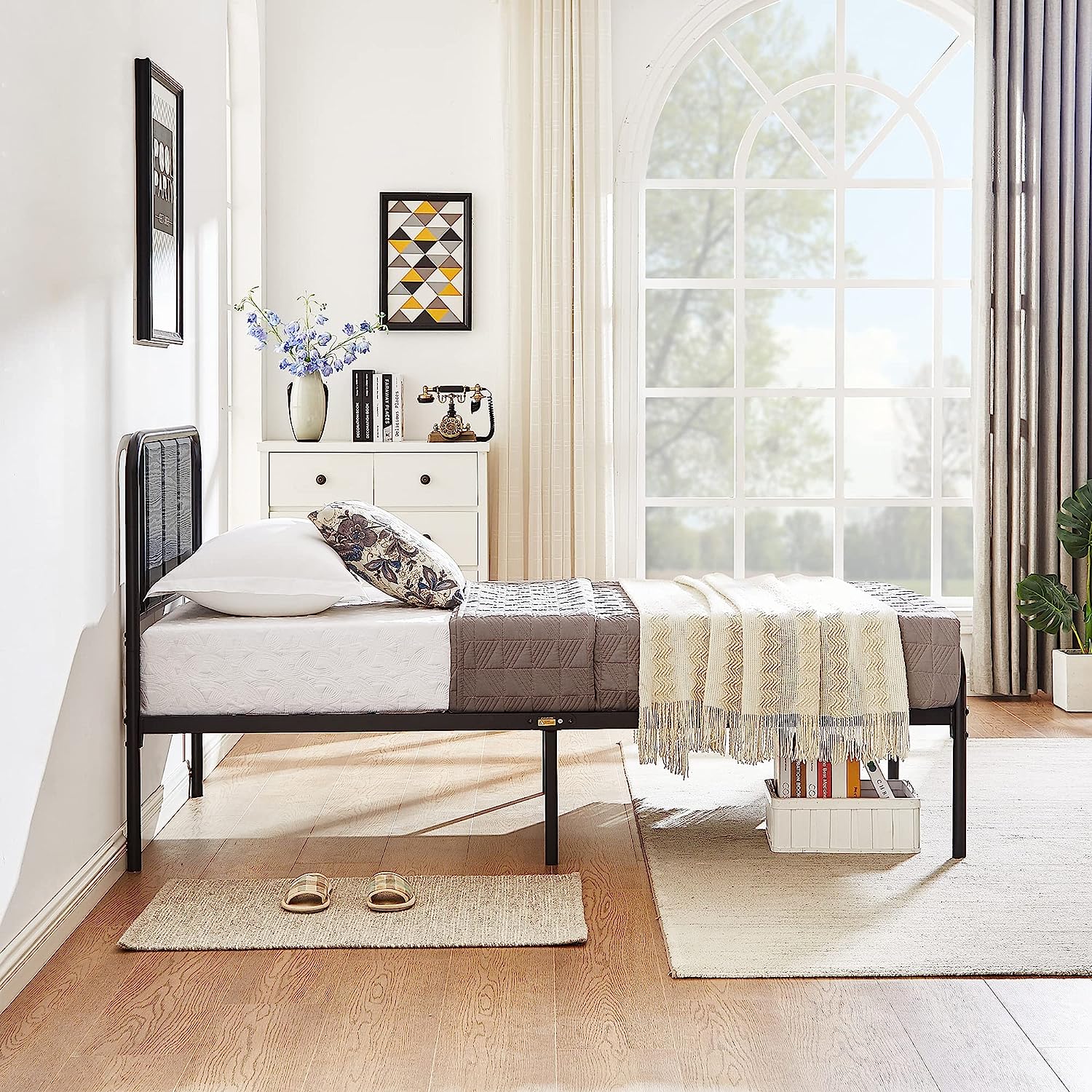 VECELO Bed Frame Metal Platform with Wooden Headboard Footboard Heavy Duty Mattress Foundation - VECELO