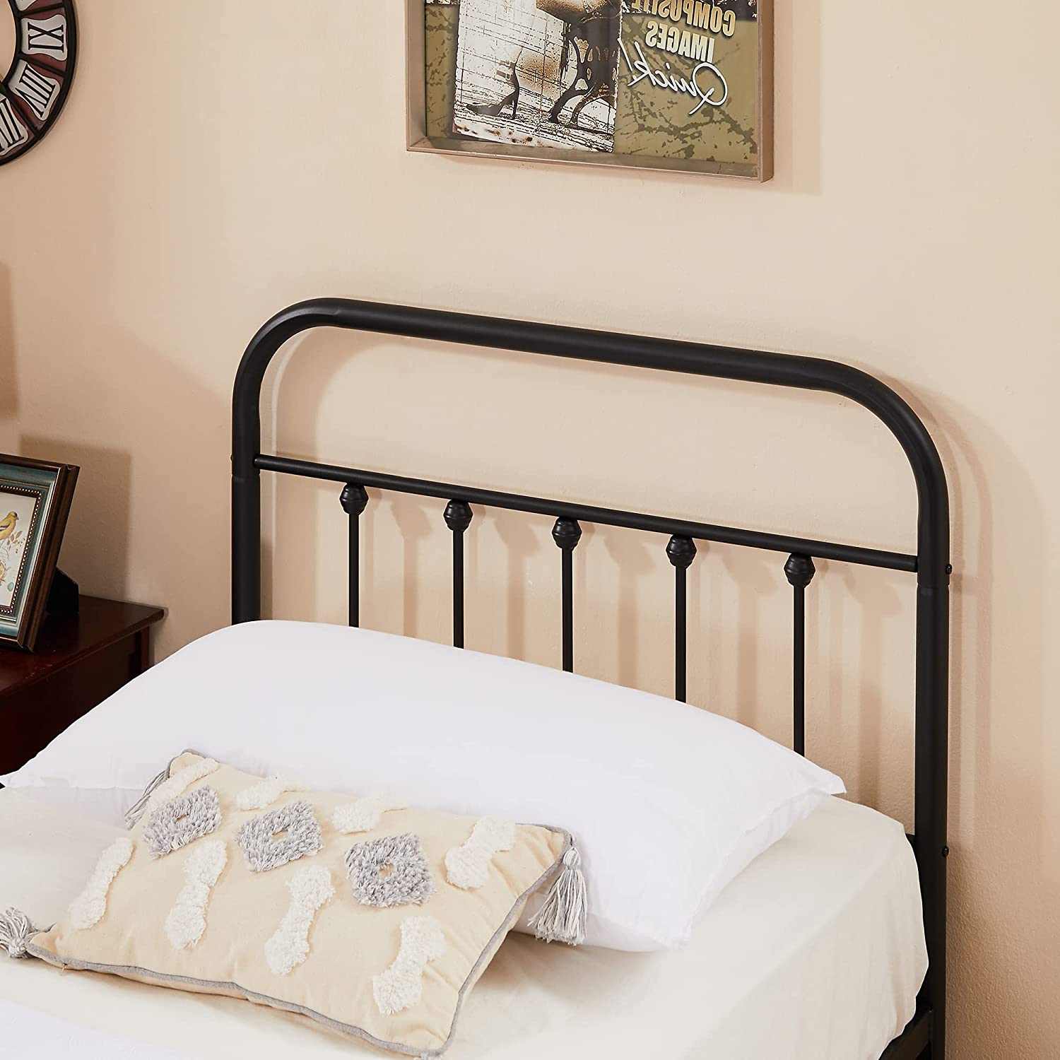 VECELO Metal Platform Bed Frame Mattress Foundation Modern&Simple Style - VECELO