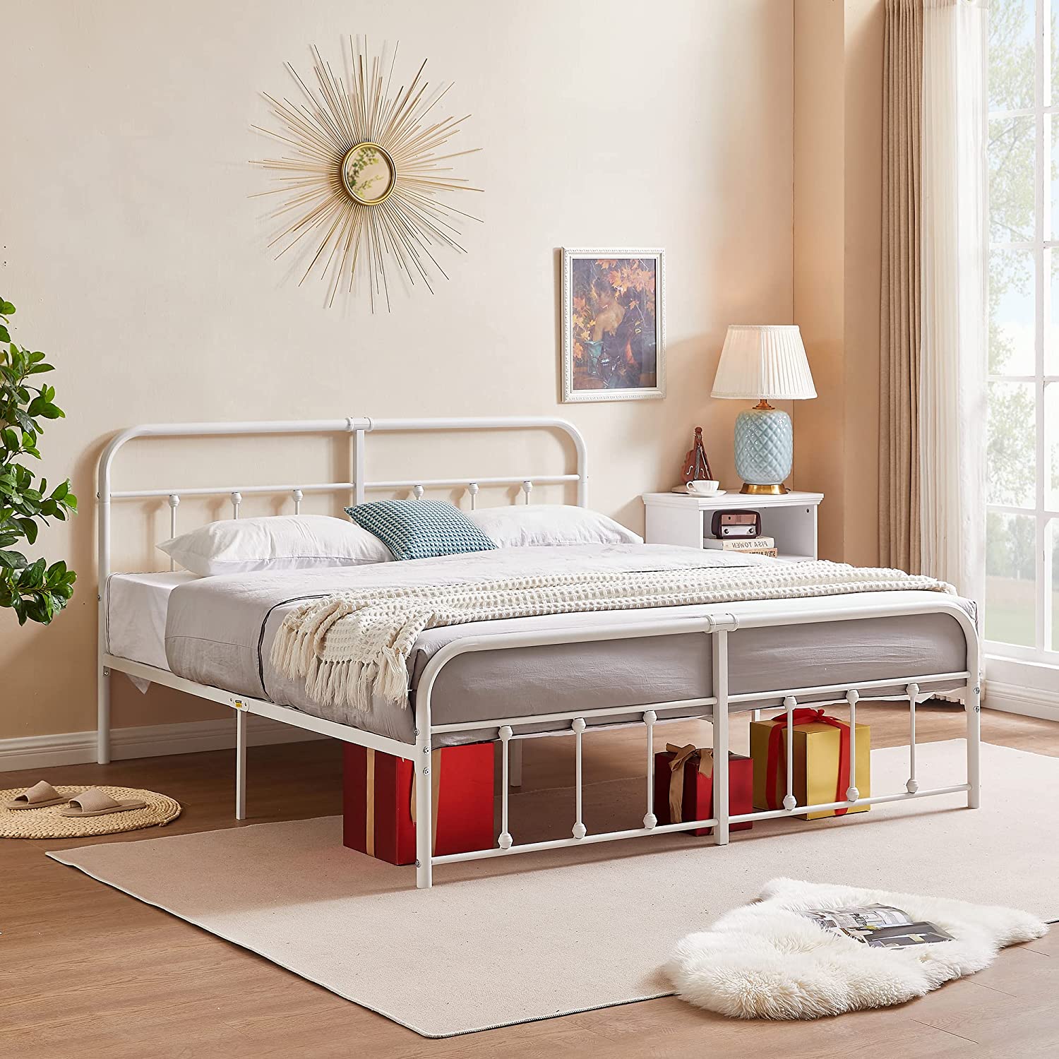 VECELO Metal Platform Bed Frame Mattress Foundation Modern&Simple Style - VECELO