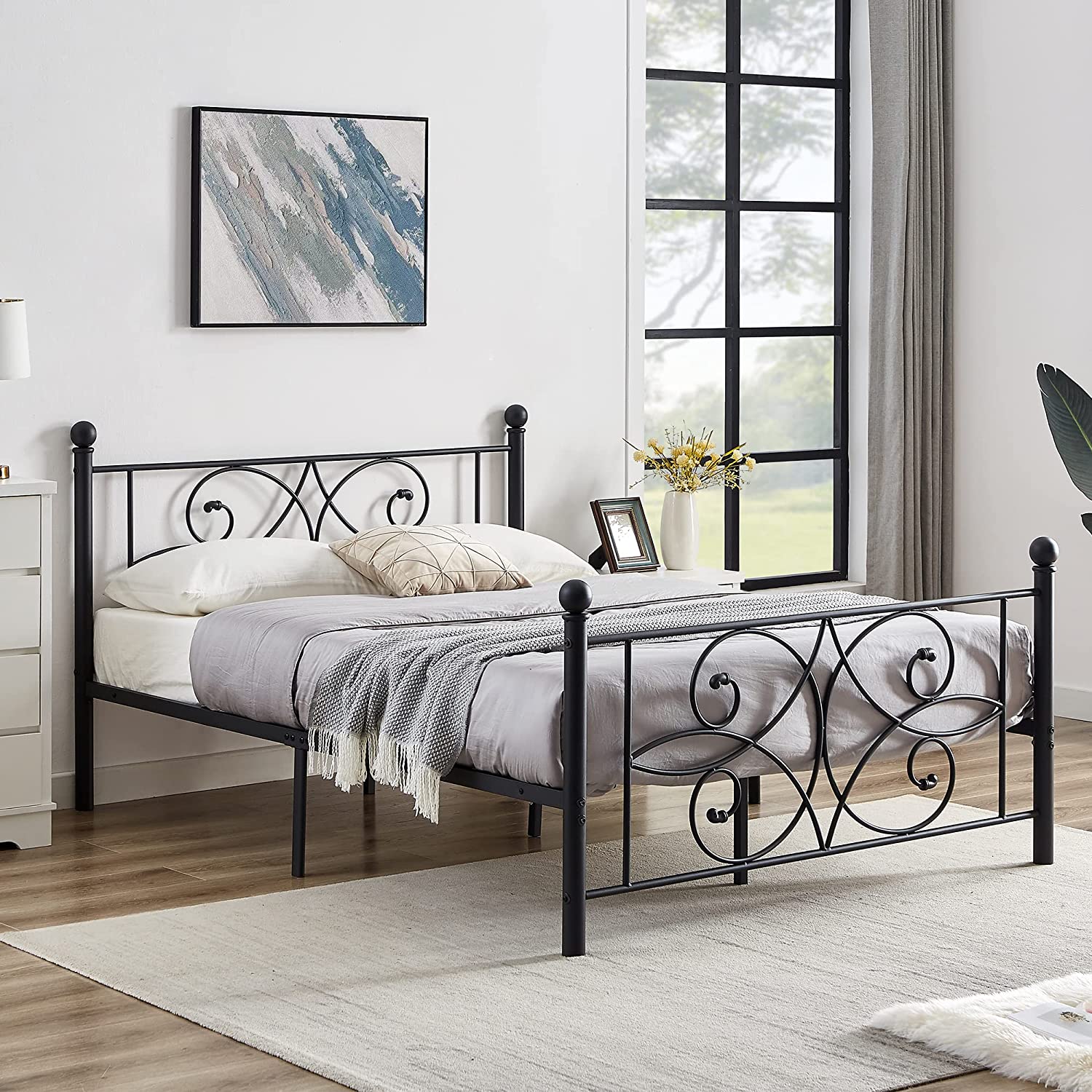 VECELO Metal Bed Frame/Mattress Foundation with Stylish Headboard & Footboard - VECELO