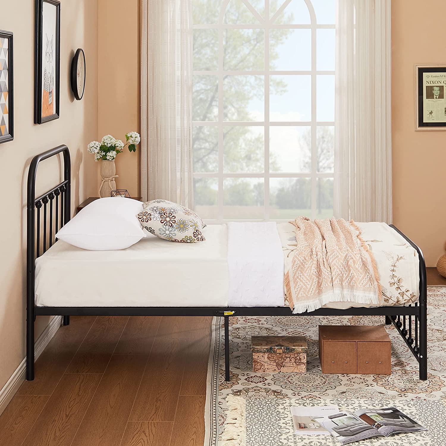 VECELO Metal Platform Bed Frame Mattress Foundation Modern&Simple Style - VECELO