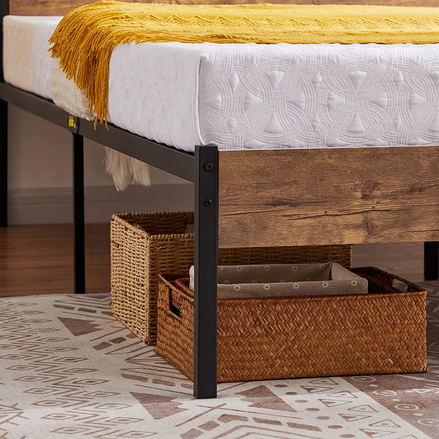 VECELO Platform Bed Frame/Mattress Foundation with Rustic Vintage Wood Headboard - VECELO