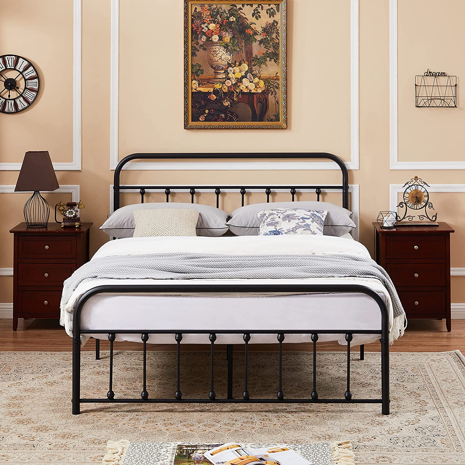 VECELO Metal Platform Bed Frame Mattress Foundation Modern&Simple Style - VECELO