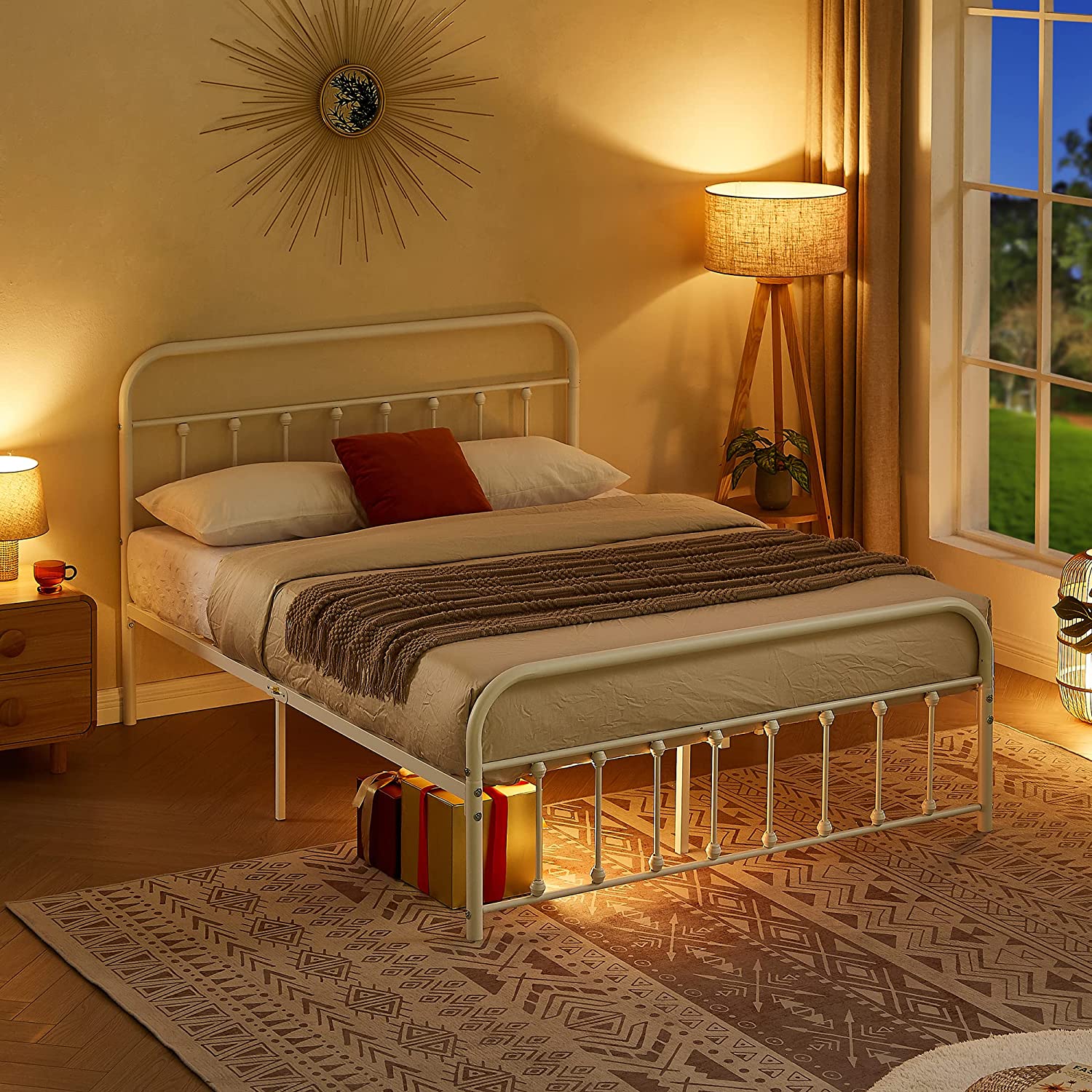 VECELO Metal Platform Bed Frame Mattress Foundation Modern&Simple Style - VECELO