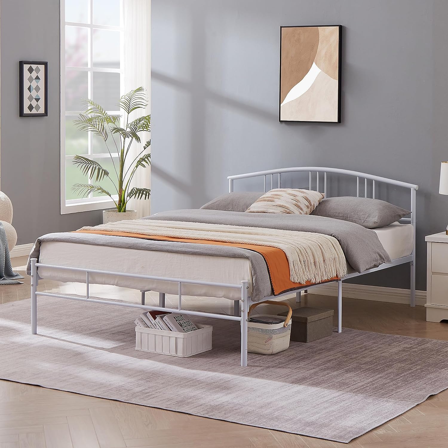 VECELO Modern Metal Bed Frame Mattress Foundation with curve headboard and Footboard