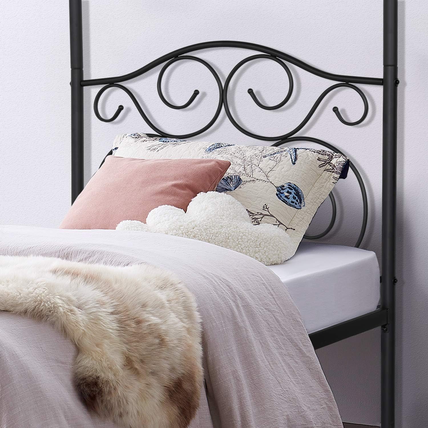 VECELO 4 Corner Metal Canopy Bed Frame