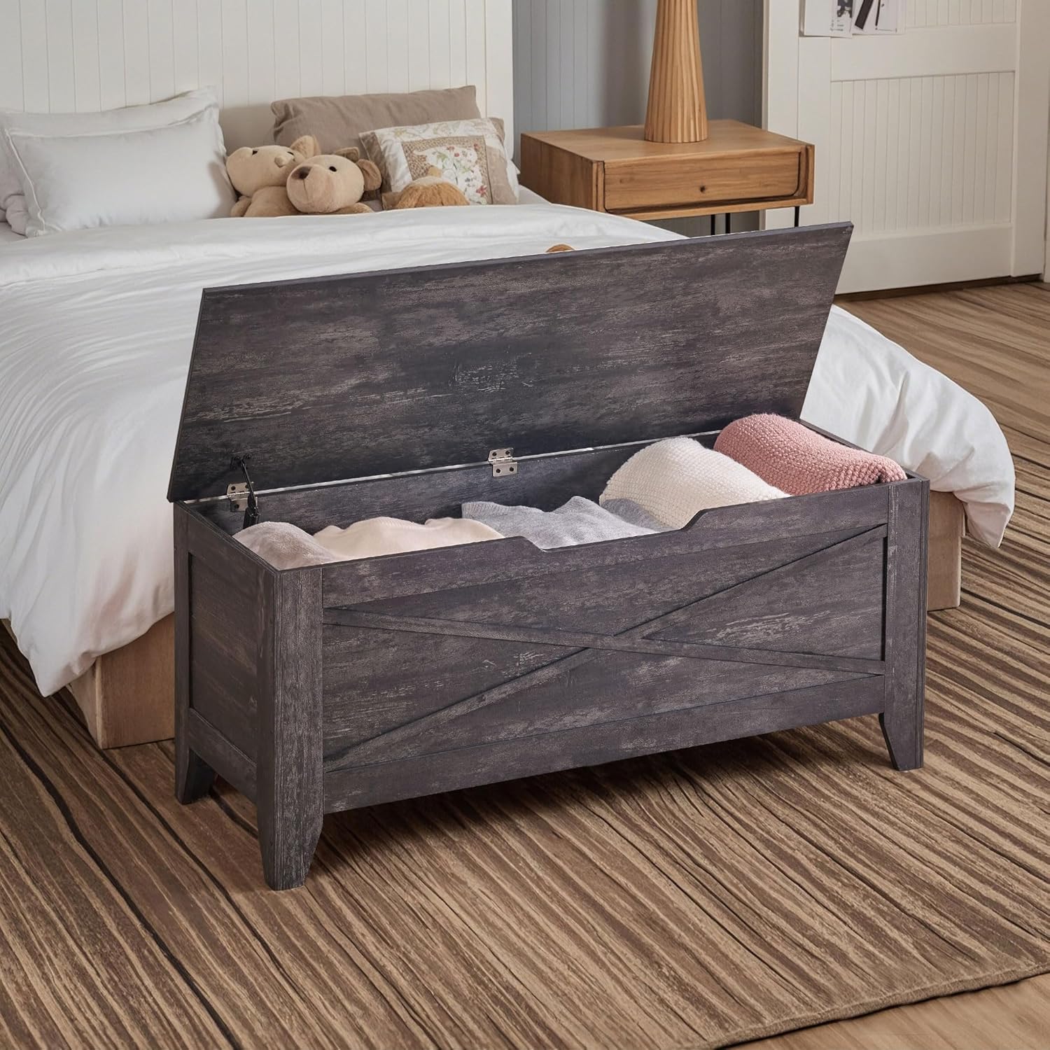 VECELO Storage Bench,43.3in Wooden Chest for Storage with Safety Hinges Wicker-Kont Mats