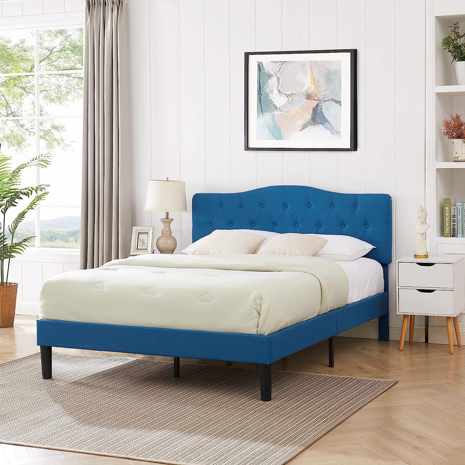 VECELO Classic Upholstered Platform Bed Frame with Diamond Stitched Cloth - VECELO
