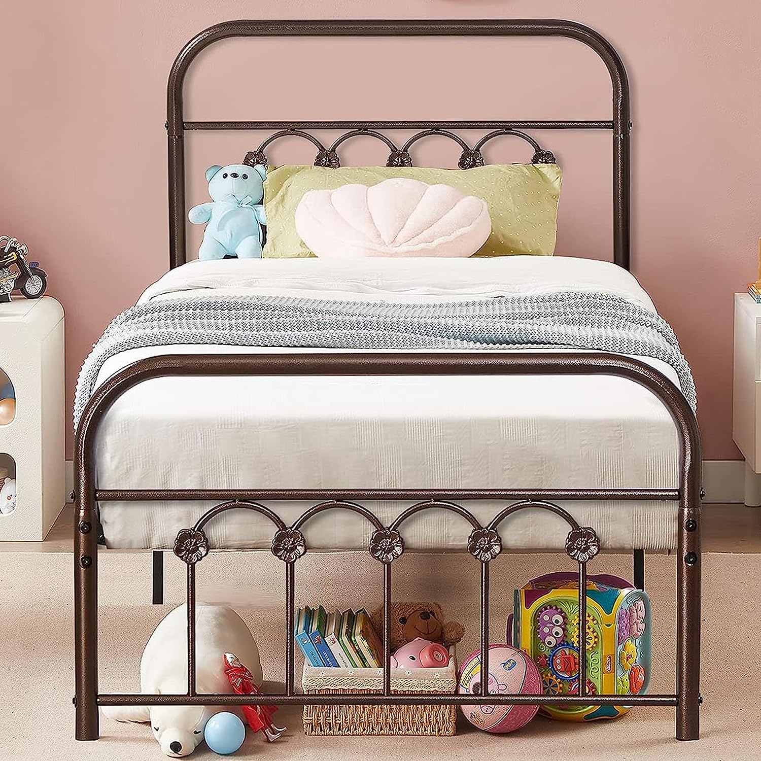 VECELO Metal Bed Frame/Mattress Foundation with Vintage Flower Headboard & Footboard