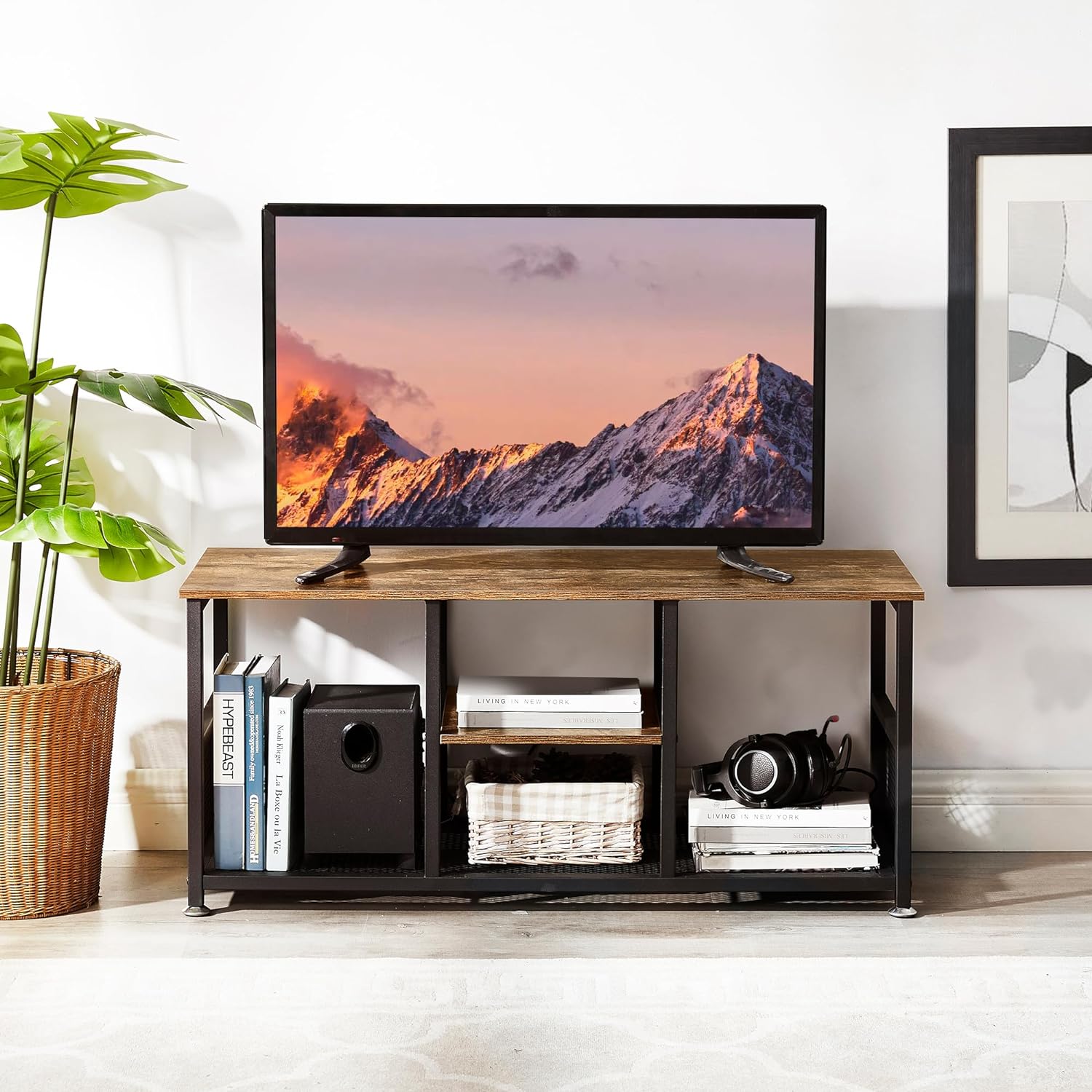 TV Stand/Entertainment Center