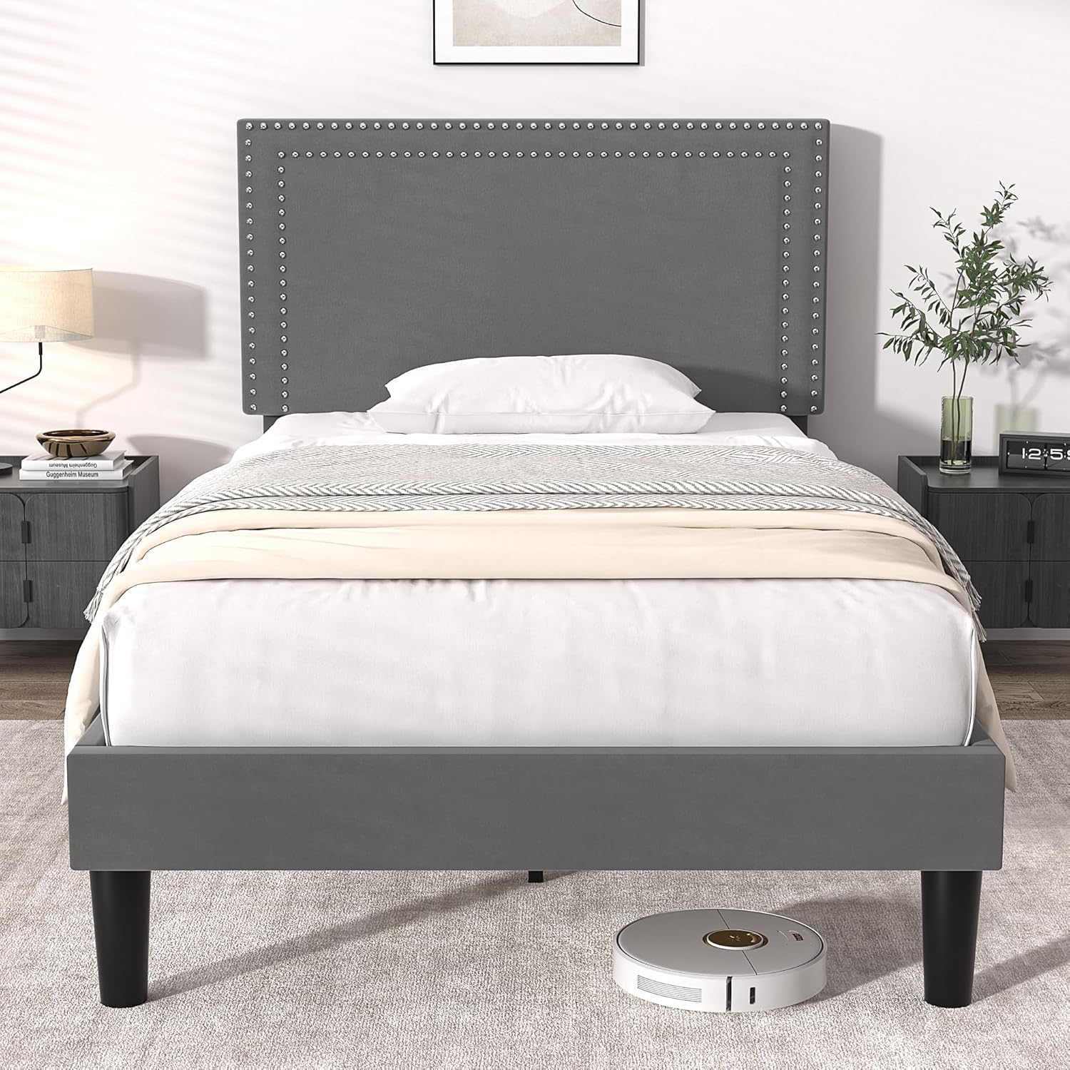 VECELO Modern Platform Bed Frame/Mattress Foundation