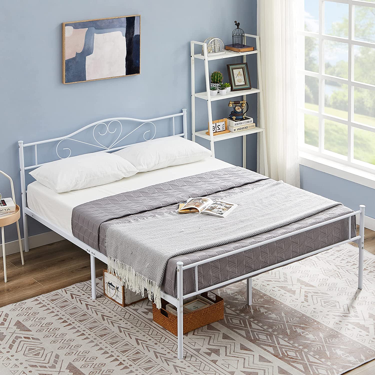 VECELO Metal Platform Bed Frame Mattress Foundation Decorative Headboard & Footboard