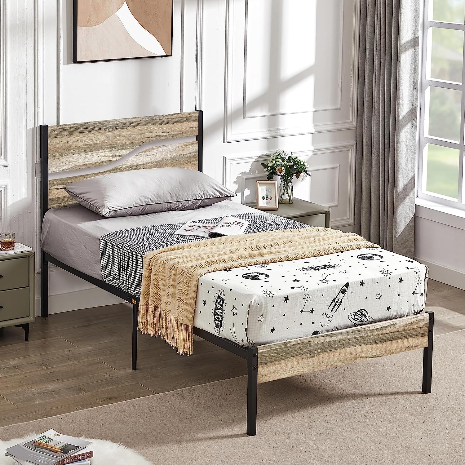 VECELO Platform Bed Frame/Mattress Foundation with Rustic Vintage Wood Headboard