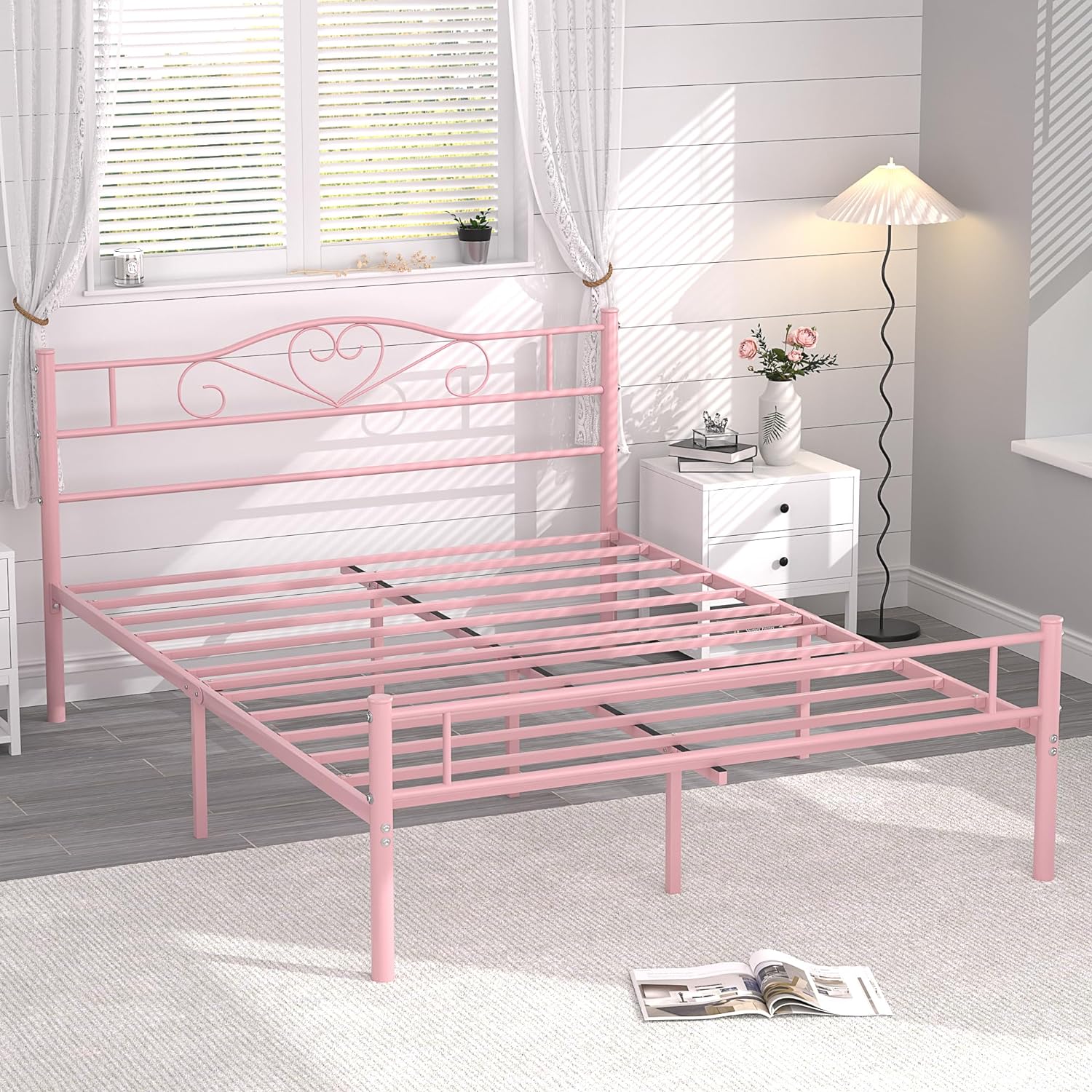 VECELO Metal Platform Bed Frame Mattress Foundation Decorative Headboard & Footboard