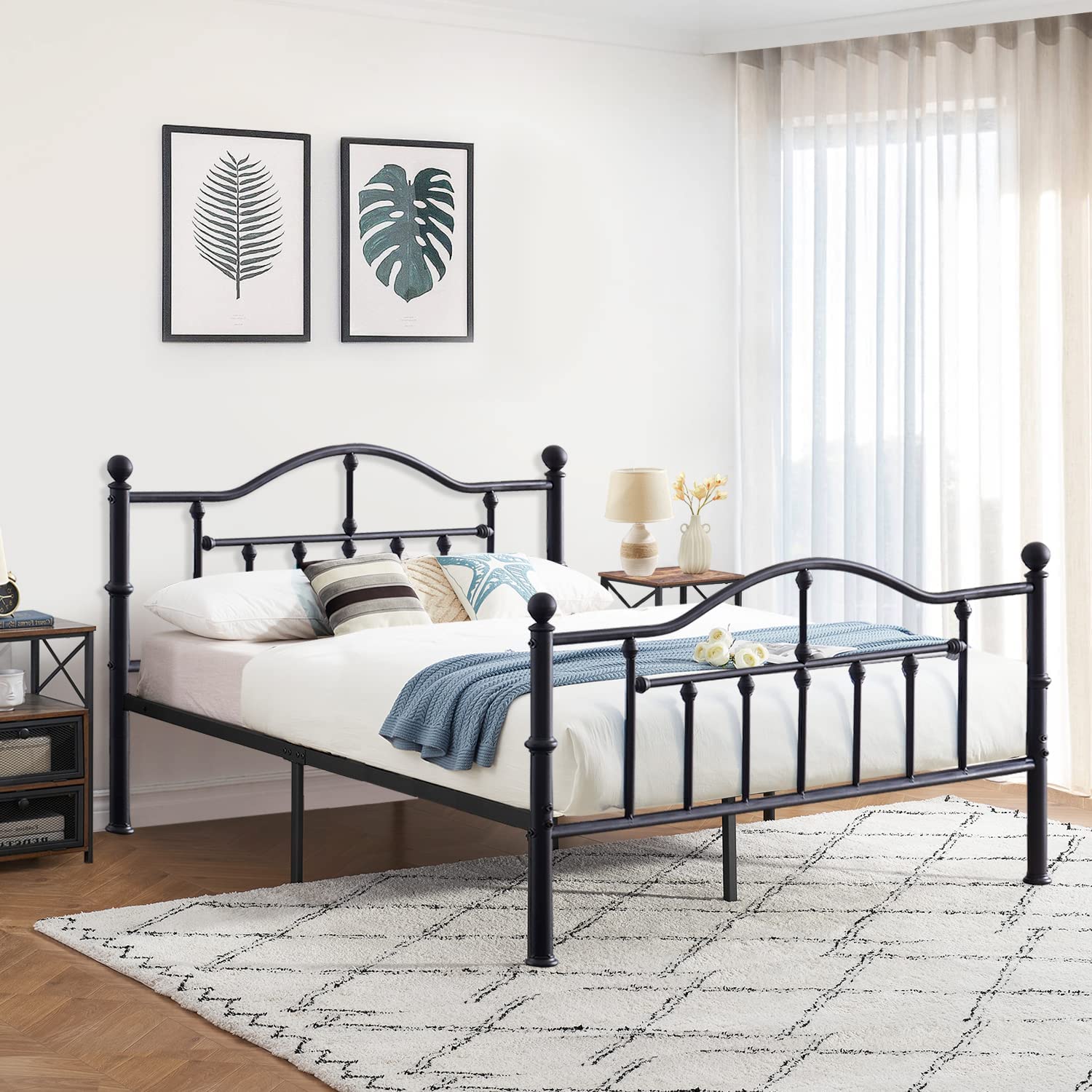 VECELO Classical Black Bed Frame Metal Platform Mattress Foundation with Headboard & Footboard - VECELO