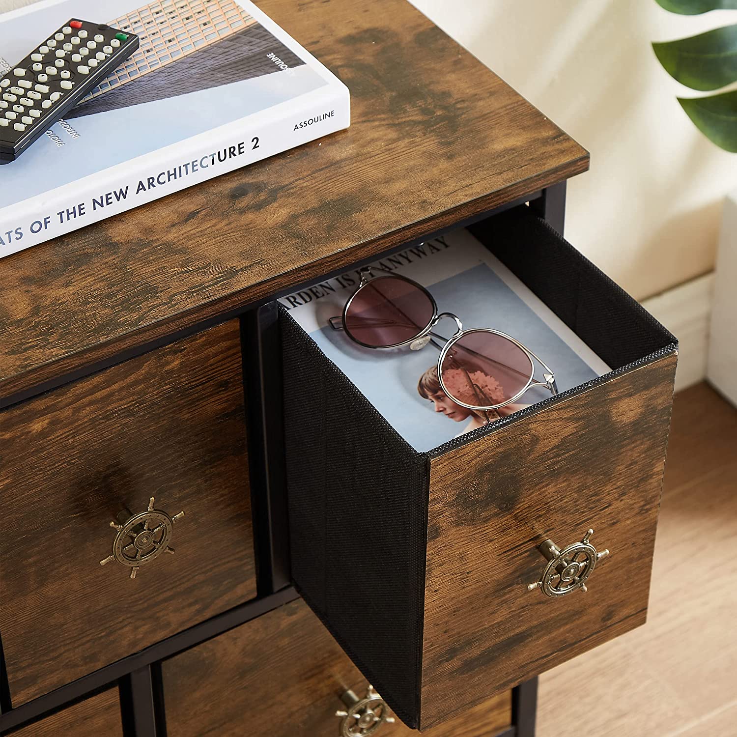 Dresser for Bedroom with 5 Fabric Drawers