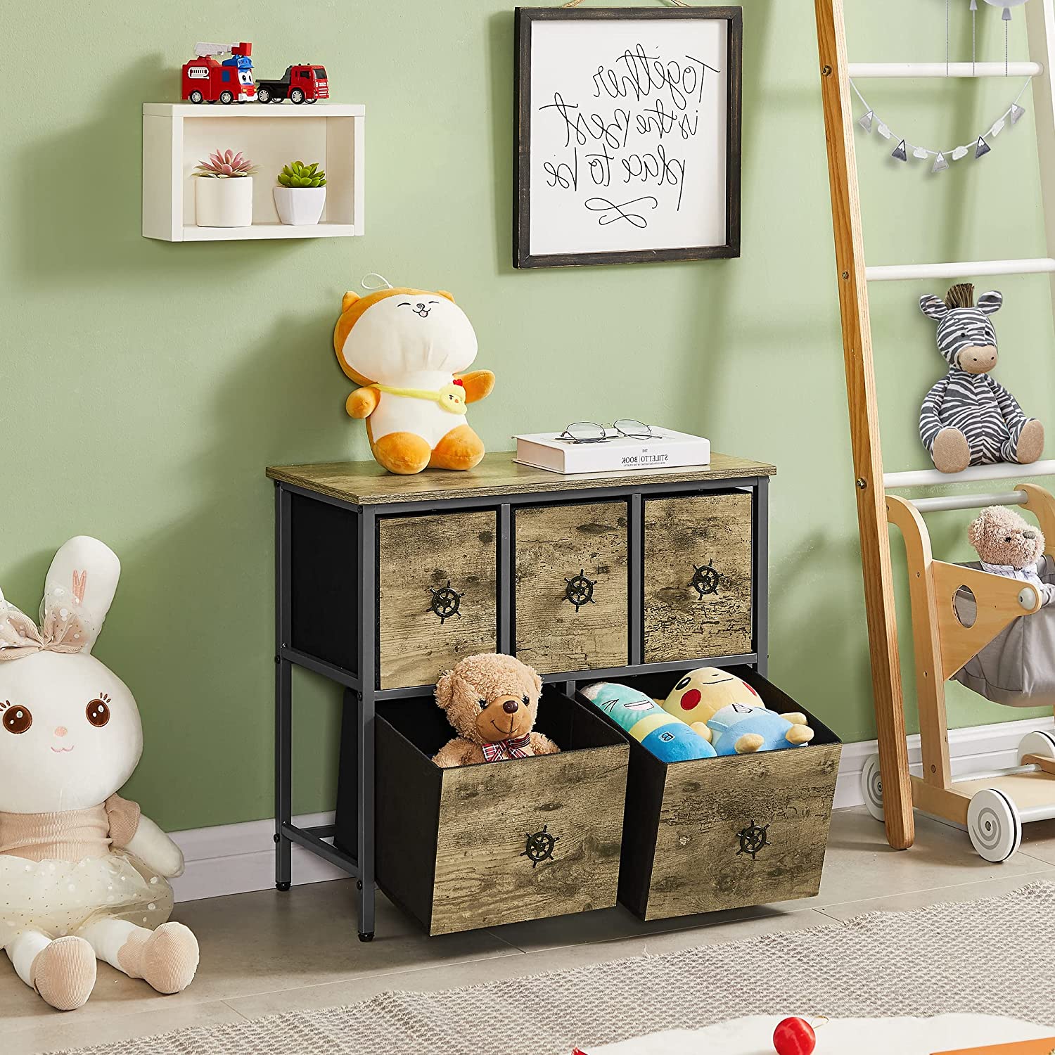 Dresser for Bedroom with 5 Fabric Drawers